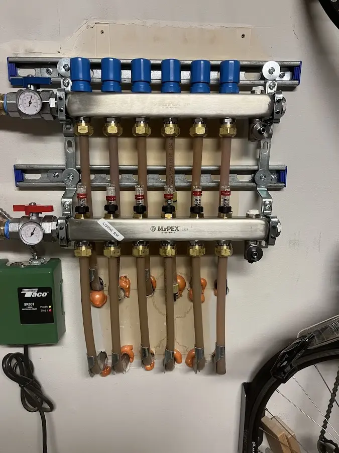 Plumber performing Gas Leak Detection at a residential property in Lombard